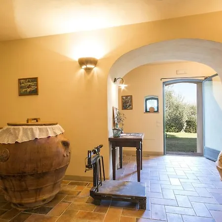 Nyaraló Hideaway Near San Gimignano *