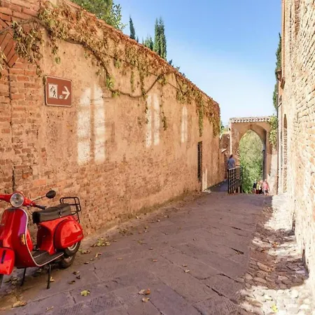 Nyaraló Hideaway Near San Gimignano